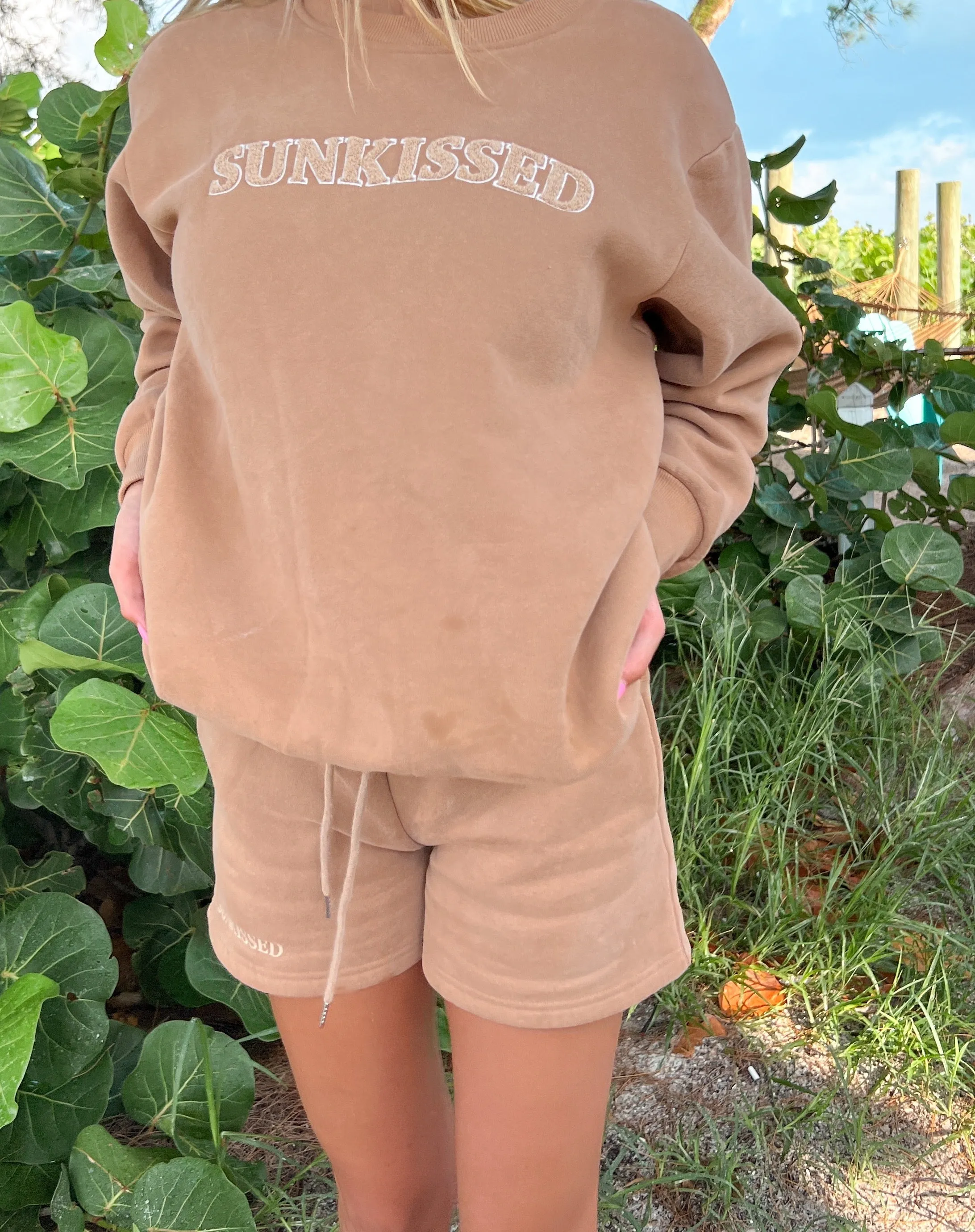 Chill Out Lounge Sweatshirt Brown