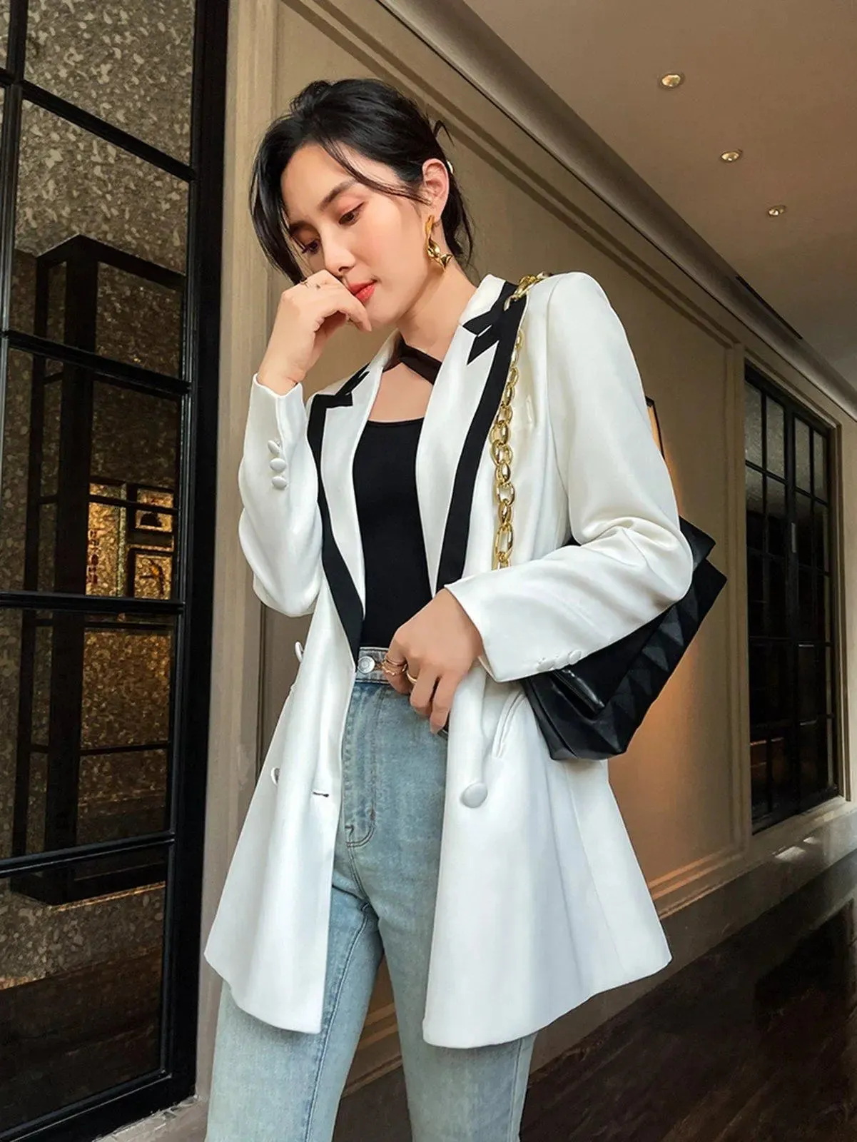 White Longline Double Breasted Blazer